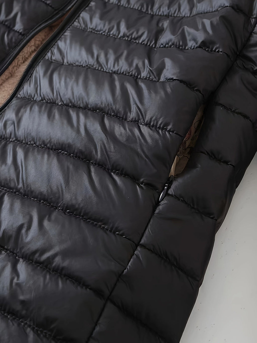 Quilted Longline Puffer Coat Women's Black Fleece-Lined Zip-Up – Winter, Casual, Everyday Outerwear