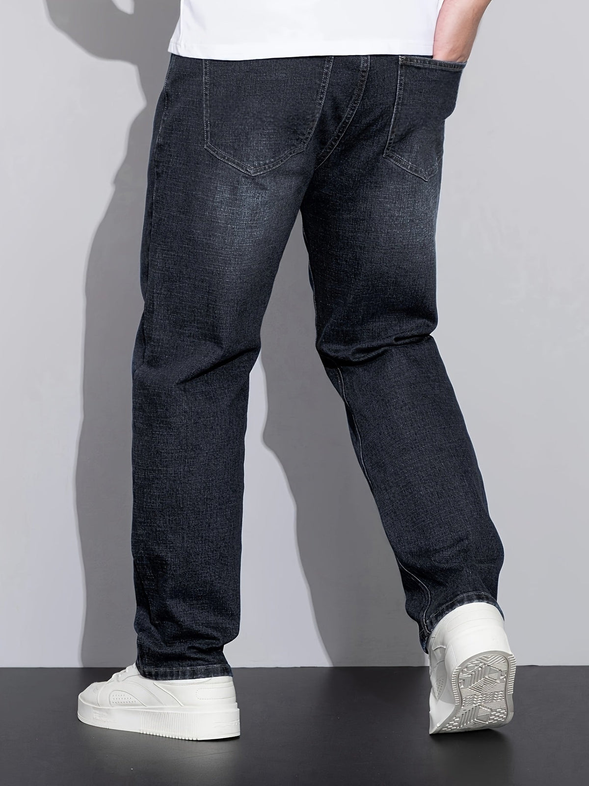 Straight-Leg Denim Jeans Men's Blue Washed Stretch – Casual, Office, Everyday, Gift